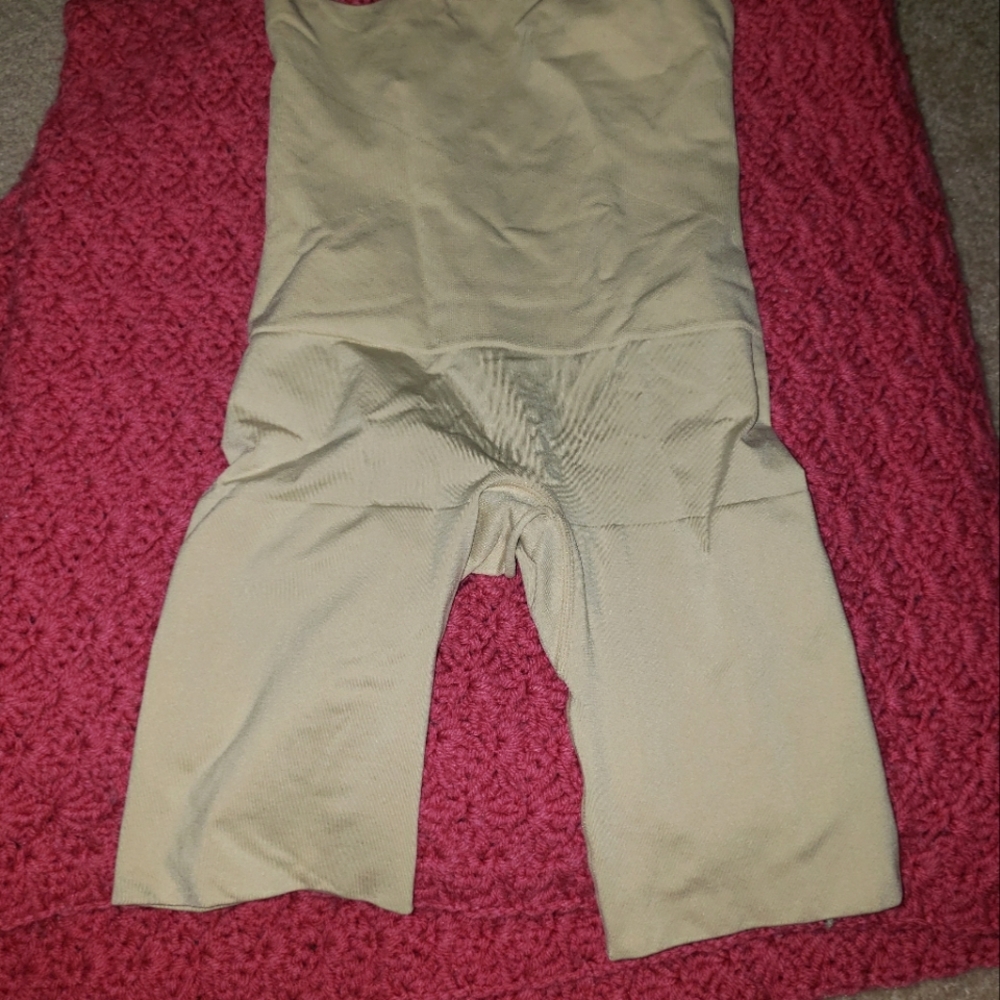 Maidenform Shapewear